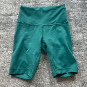 Lululemon - Biker shorts